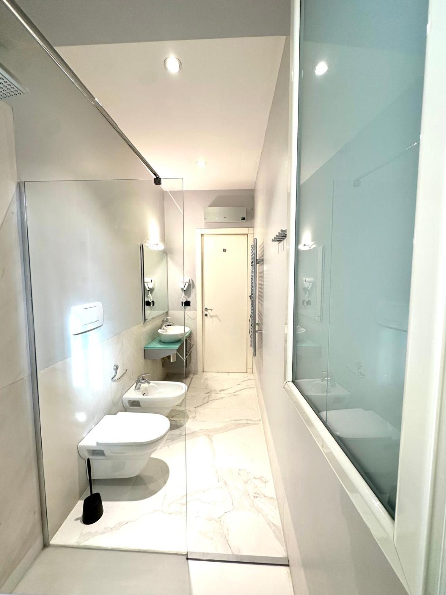 Villa Paola City Center , Luxury House In Town Centre Bari Eksteriør billede